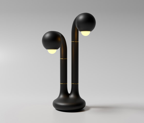 Table Lamp 2-Globe 22” Matte Black | Lámparas de sobremesa | Entler