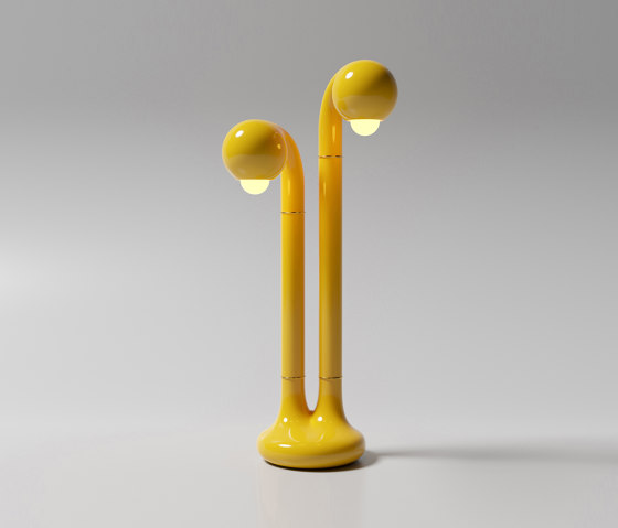 Table Lamp 2-Globe 28” Gloss Yellow Ochre | Lámparas de sobremesa | Entler