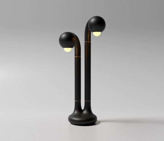 Table Lamp 2-Globe 28” Matte Black | Lámparas de sobremesa | Entler