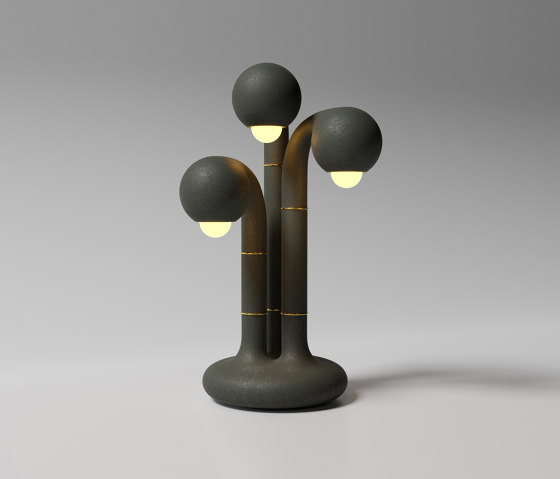 Table Lamp 3-Globe 24” Charcoal | Lámparas de sobremesa | Entler