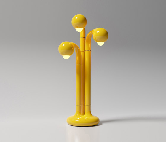 Table Lamp 3-Globe 32” Gloss Yellow | Lámparas de sobremesa | Entler
