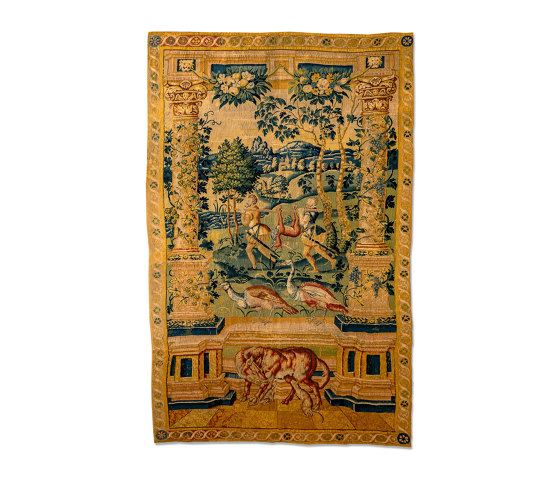 Tapestry with she-wolf | Tentures | D.S.V. CARPETS