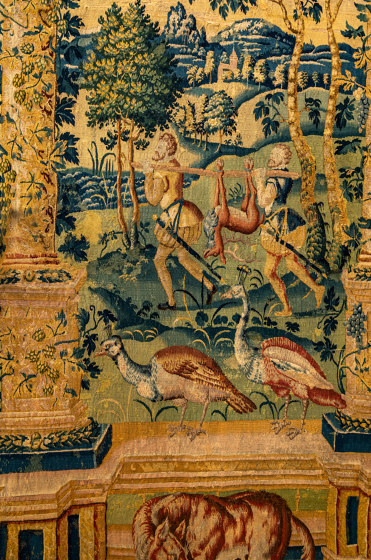 Tapestry with she-wolf | Tapices | D.S.V. CARPETS