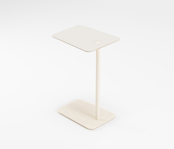 Loop Side Table | Tavolini alti | Gazzda