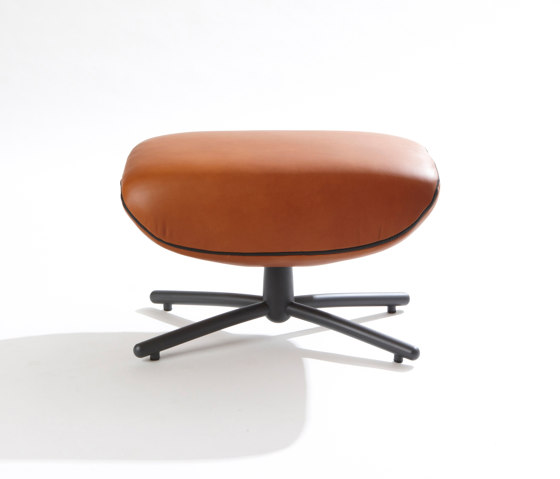 First Class | Stools | Label van den Berg