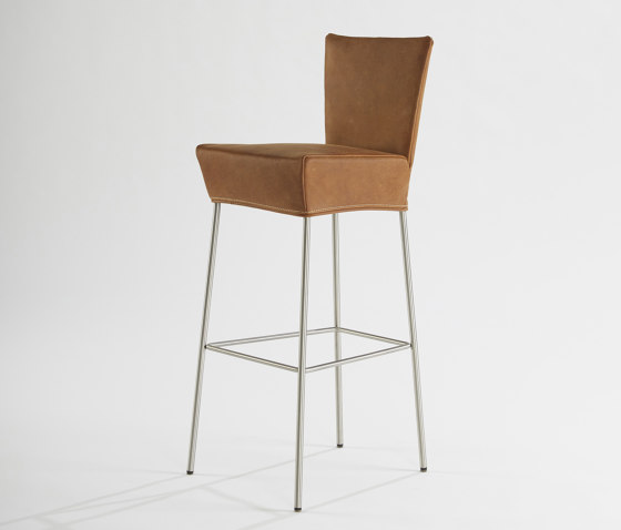 Orea bar chair | Tabourets de bar | Label van den Berg