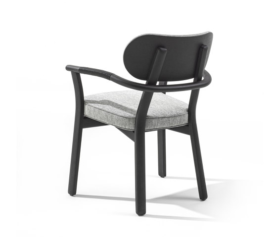 Evelin con braccioli | Chairs | Porada