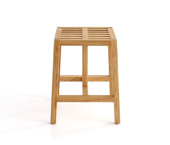 Tween stool | Stools | Branca-Lisboa