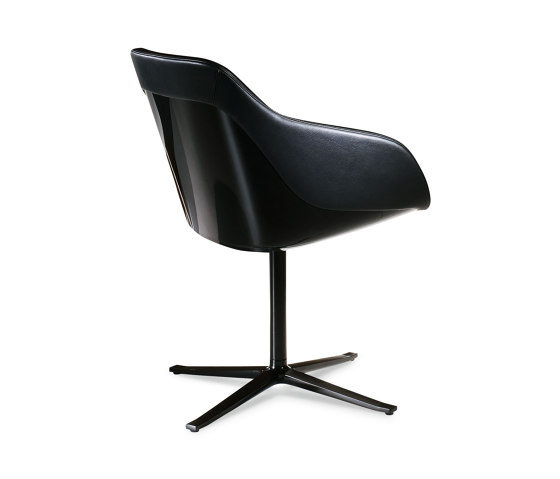 Turtle Chair | Chairs | Walter Knoll