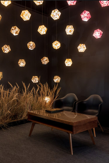 Hedron pendant lamps and chandelier | Pendelleuchten | Viaplant