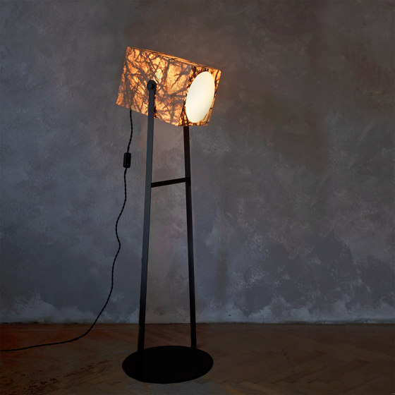 Libro floor lamp XL | Lámparas de pie | Viaplant