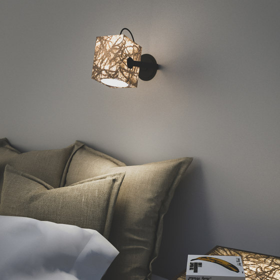 Libro wall lamp | Lampade parete | Viaplant