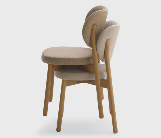 COCO Stackable Chair 1.03.I | Chairs | Cantarutti