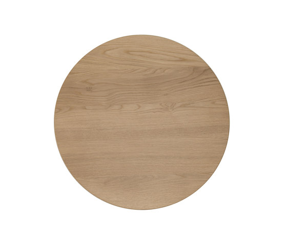 Kamuy Round Side Table | Mesas auxiliares | CondeHouse