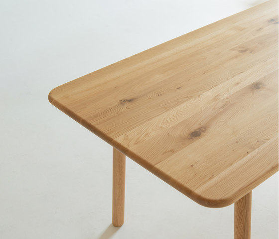 Korent dining table | Dining tables | CondeHouse