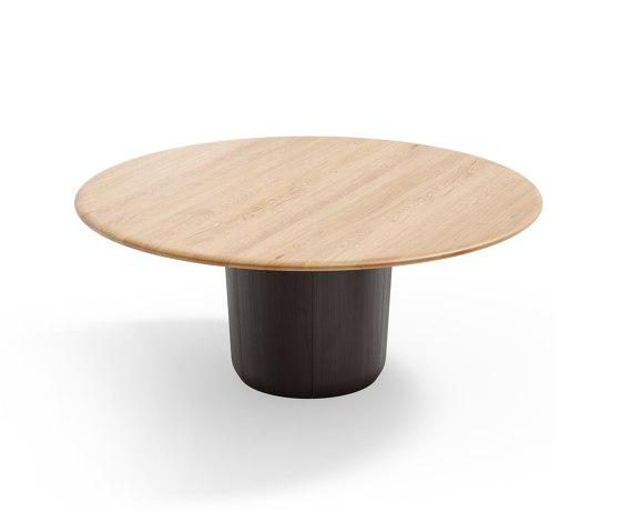 One dining round table | Esstische | CondeHouse