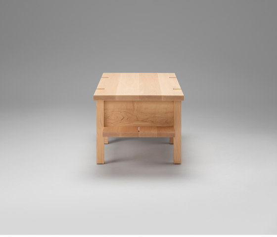Chamber Side Table (Hard Maple) | Tavolini alti | Roll & Hill