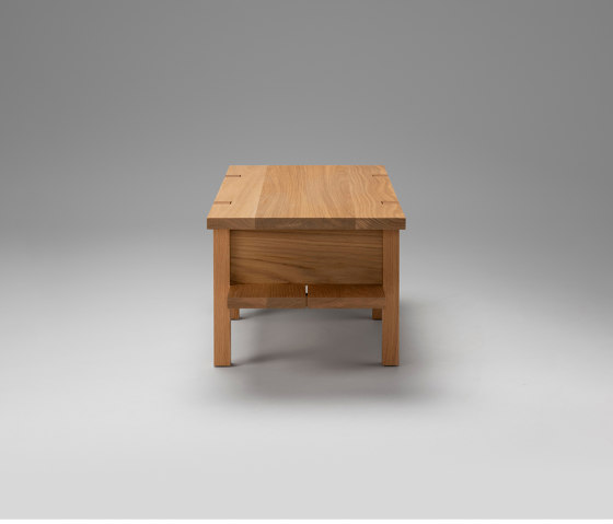 Chamber Side Table (White Oak) | Mesas auxiliares | Roll & Hill