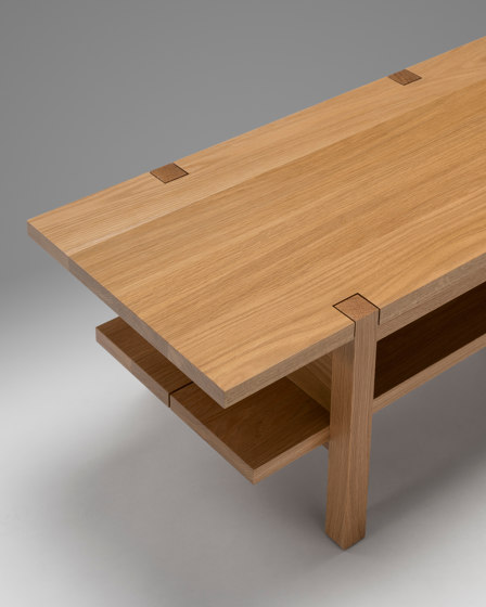 Chamber Side Table (White Oak) | Tavolini alti | Roll & Hill