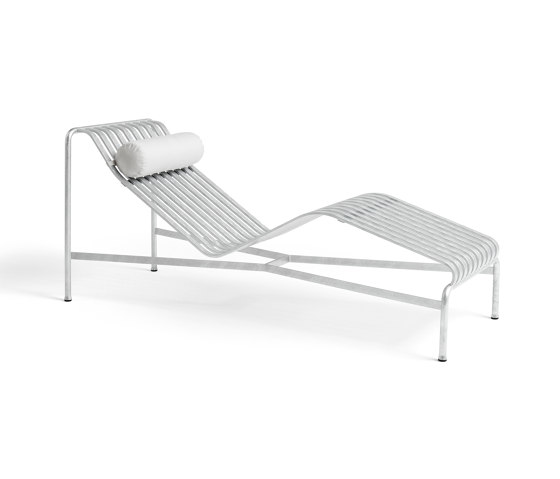 Palissade Chaise Longue Headrest Cushion | Bains de soleil | HAY