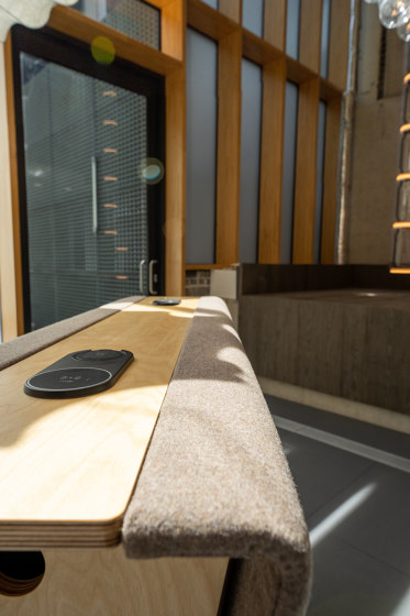 The Pommel Hub | Ergonomic Upholstery Hub with Storage and Power | Tables hautes | GreyFox
