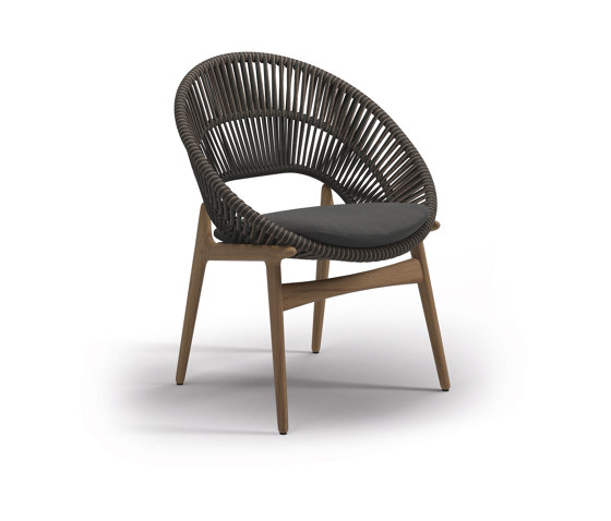 Bora Essstuhl mit Armlehne | Stühle | Gloster Furniture GmbH