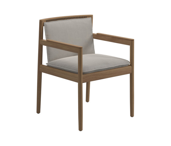 Saranac Dining Chair with Arms | Sillas | Gloster Furniture GmbH