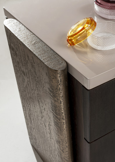 Outfit | Bedside Table | Night stands | Laurameroni