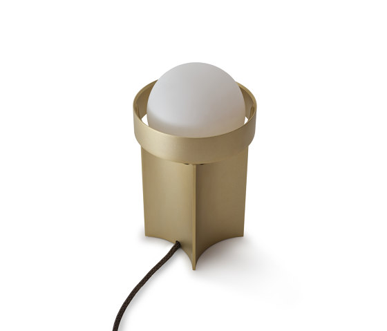 Loop Small table lamp Gold with Sphere III | Table lights | Tala