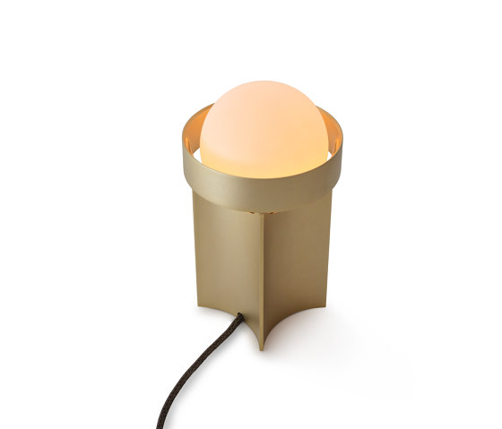 Loop Small table lamp Gold with Sphere III | Table lights | Tala