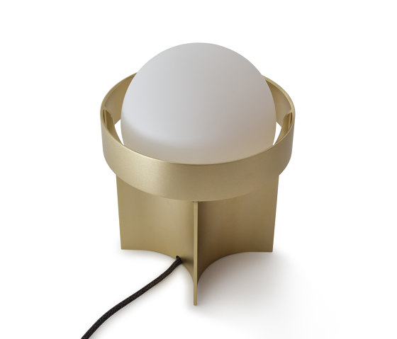 Loop Large table lamp Gold with Sphere IV | Table lights | Tala