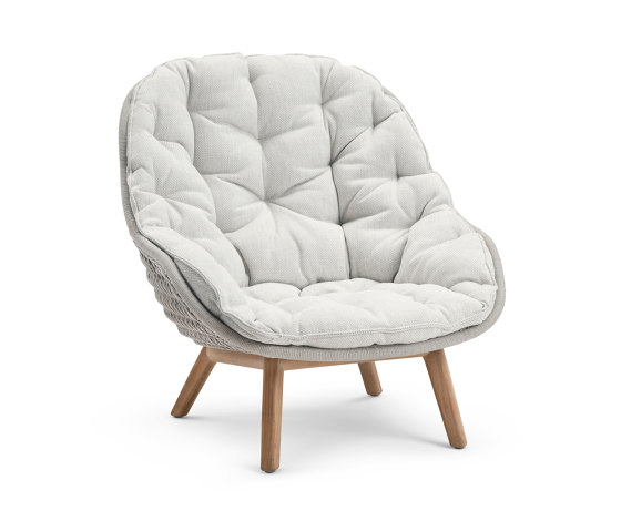Sandua high back lounge chair | Armchairs | Manutti