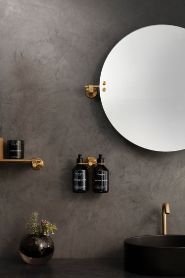 Bathroom Accessories I Cast Mirror | Badspiegel | Buster + Punch