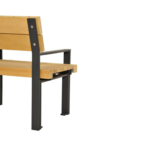 Lineasedia seater | Chairs | Euroform W