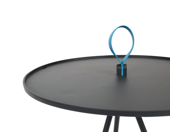 Solo Serving Table | Tables d'appoint | Fischer Möbel
