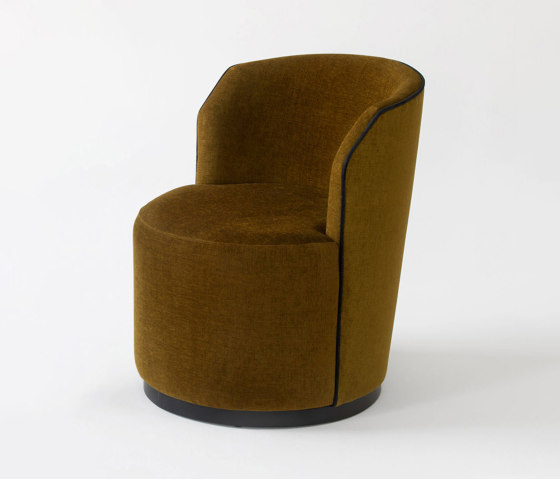Bow | Lounge Chair | Poltrone | Topos Workshop