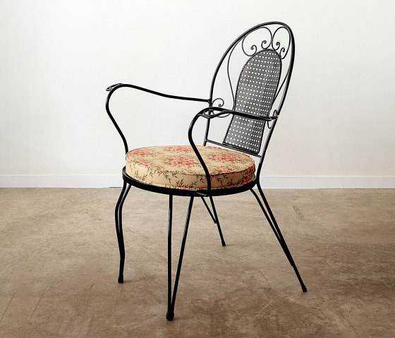 Camellia | Outdoor Chair | Chaises | Topos Workshop