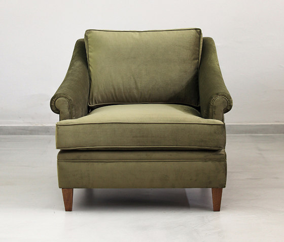 Orelia | Lounge Chair | Armchairs | Topos Workshop