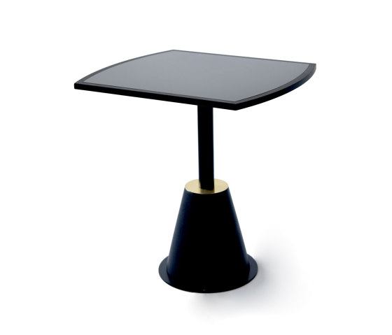 Solids | M01C Table | Bistro tables | Topos Workshop