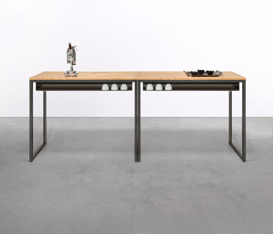 at_18 Table | Tables hautes | Silvio Rohrmoser