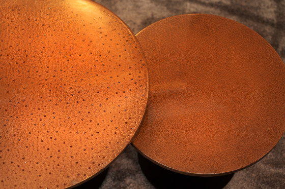 MIDAS Metall Table I Bronze | Beistelltische | Midas Surfaces
