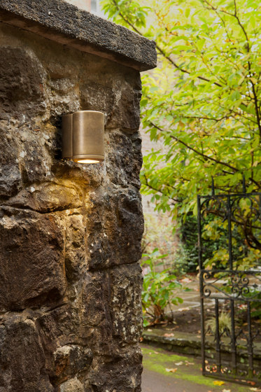 Jura Single | Solid Brass | Lampade outdoor parete | Astro Lighting