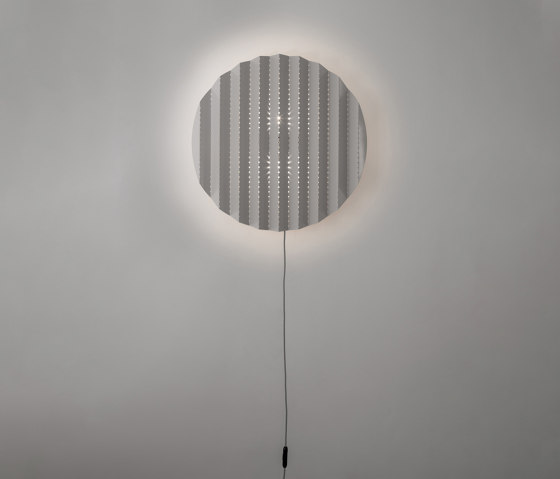 Light #1013 | Grey | Lámparas de pared | Fleysen