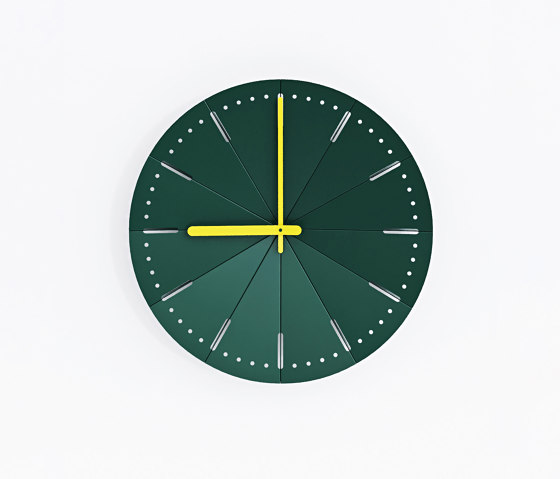 Wall clock #1410 | Dark green Matt | Relojes | Fleysen