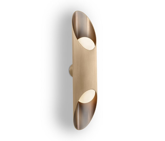 Vector | Wall Light - Satin Brass | Lámparas de pared | J. Adams & Co