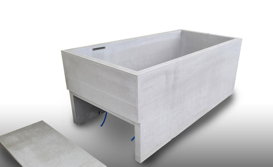 Bathing fountain SUPREME 250/125/100 | Bañeras de exterior | Dade Design AG concrete works Beton