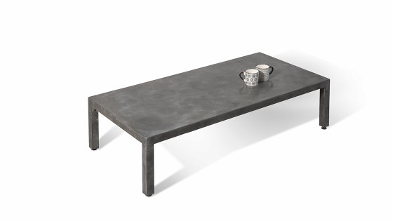 dade PAUL saloon table | Tables basses | Dade Design AG concrete works Beton