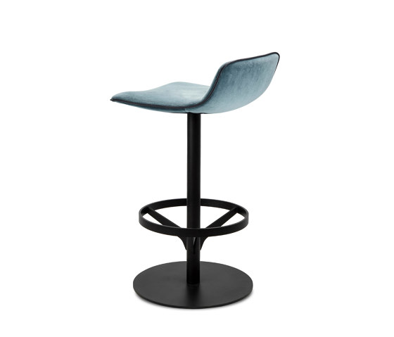 Amelie | Counterstool Low with central leg | Counter stools | FREIFRAU MANUFAKTUR