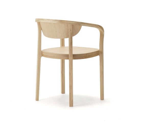 Chesa Chair | Chaises | Karimoku New Standard