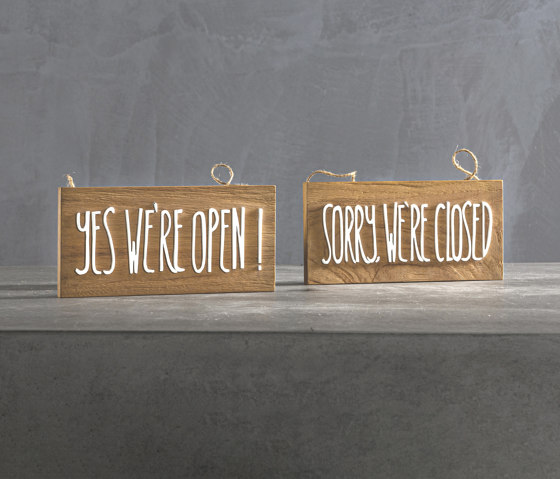 Kanso | We Are Open/Closed Door Hanging Sign | Objekte | Set Collection